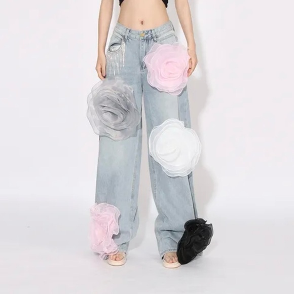 3D Flowers High Waist Jeans main image 0
